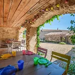 Lovely Home In Pardailhan *